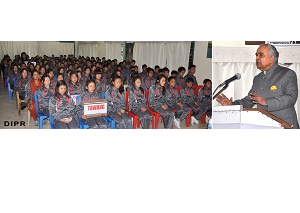 The Governor of Arunachal Pradesh Lt. Gen (Retd) Nirbhay Sharma addressing the students and officials at Bharat Scouts and Guides Headquarters, Polo Colony, Naharlagun on 23rd December 2014